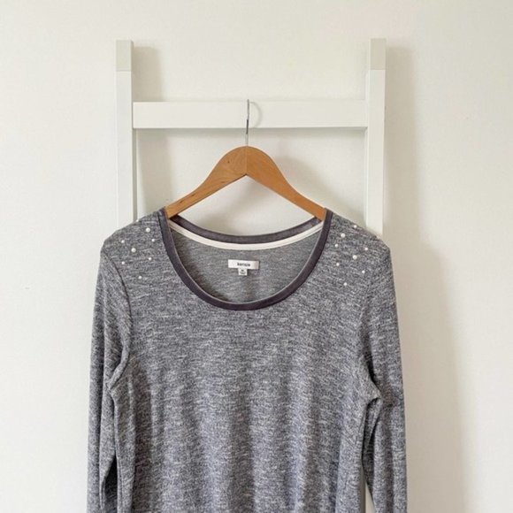 Kensie Soft Stretchy Long Sleeve Embellished Top Size Medium - Picture 5 of 8